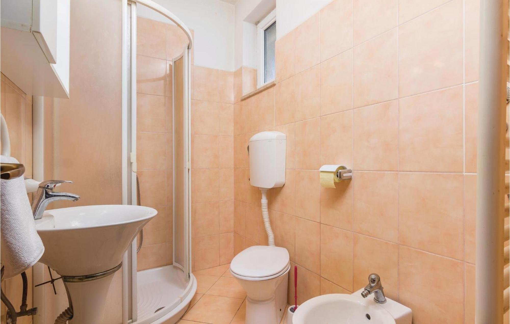8 Bedroom Awesome Home In Pula Exterior foto